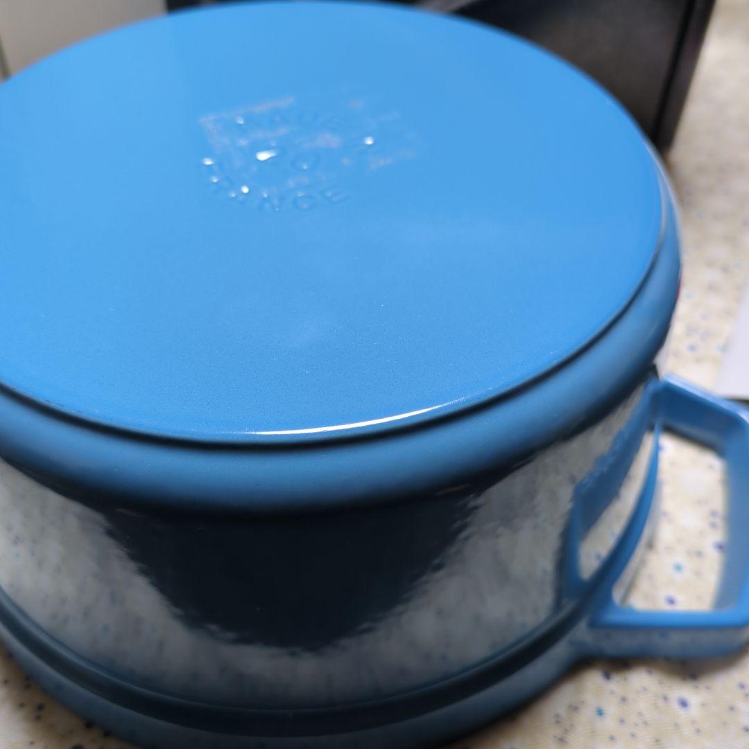 新品☆STAUB☆サックスブルー☆ココット☆20cm☆生涯保証つき