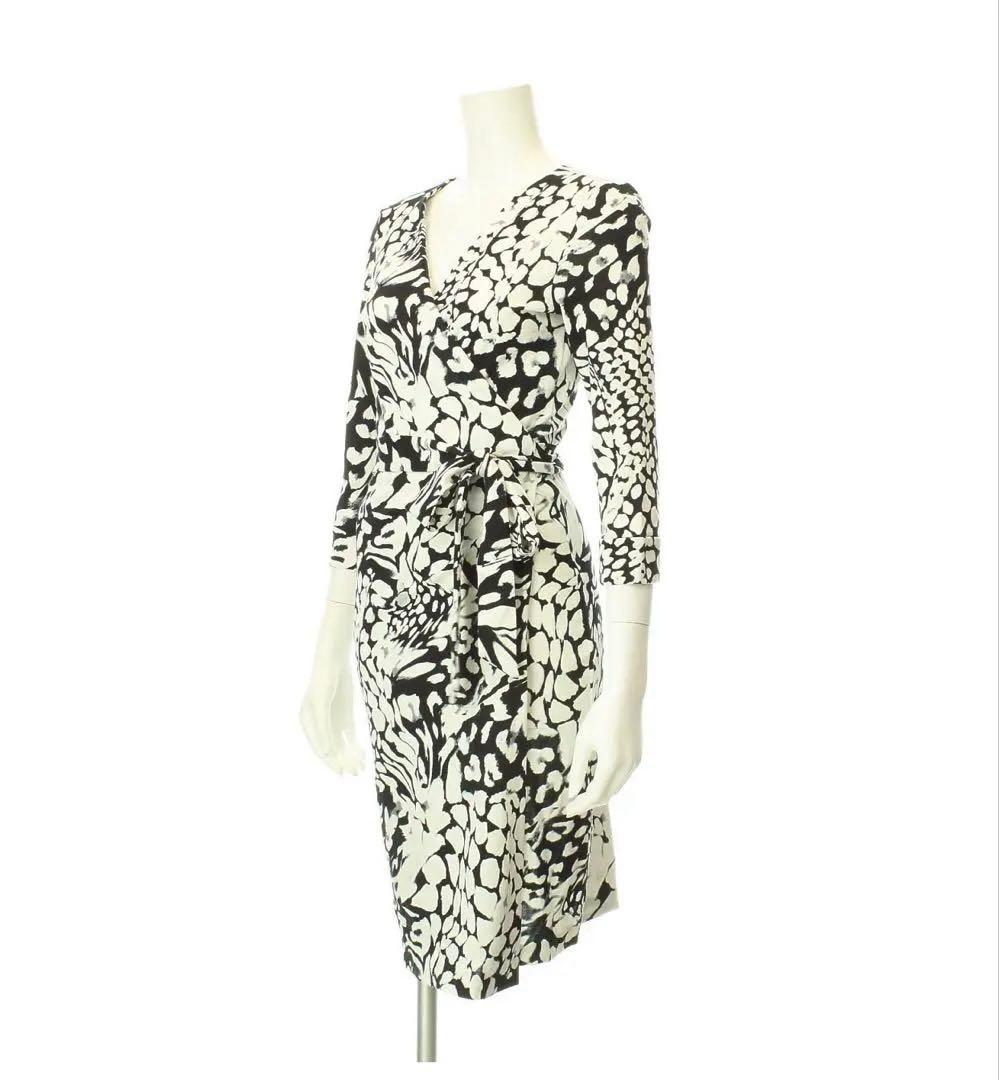 DIANE von FURSTENBERG Vネックラップドレス　サイズ4