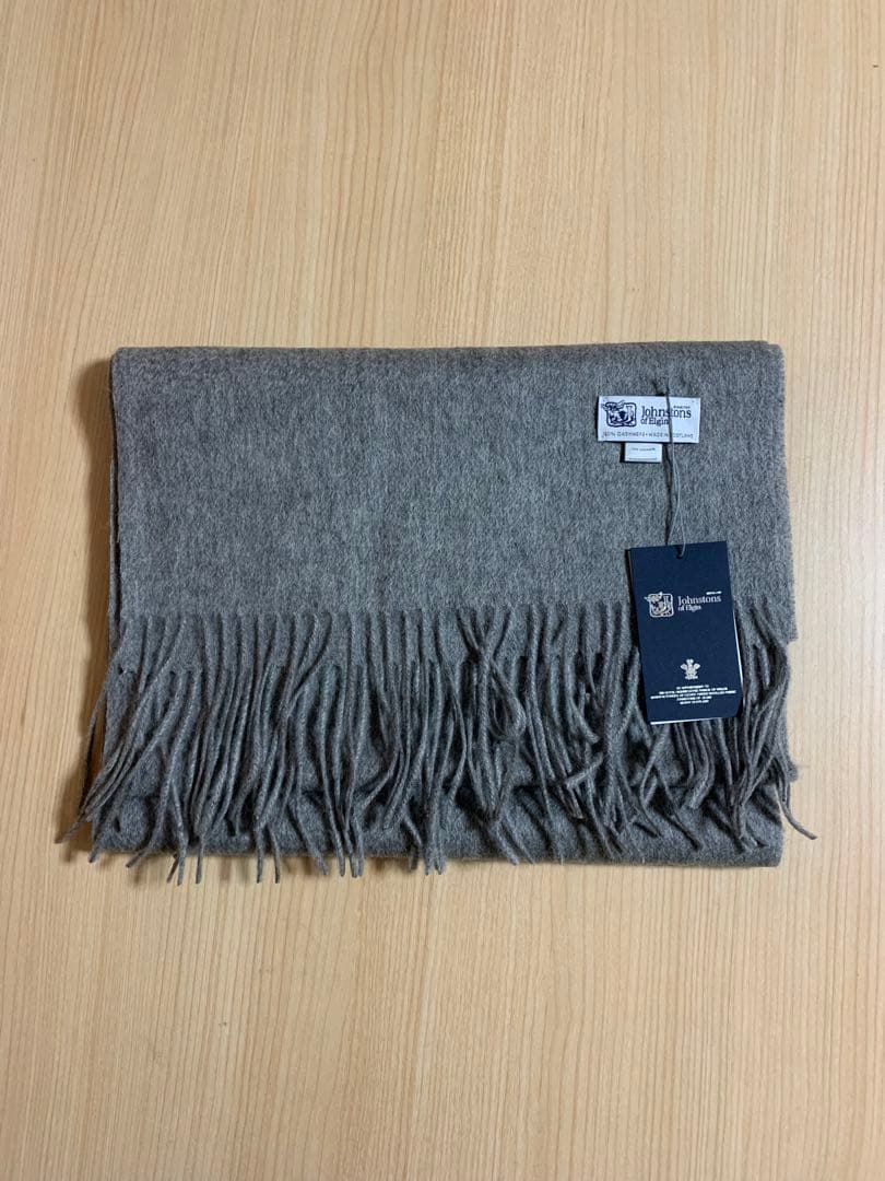 c*️様 新品　ジョンストンズ　カシミヤ100%中判ストール　グレー