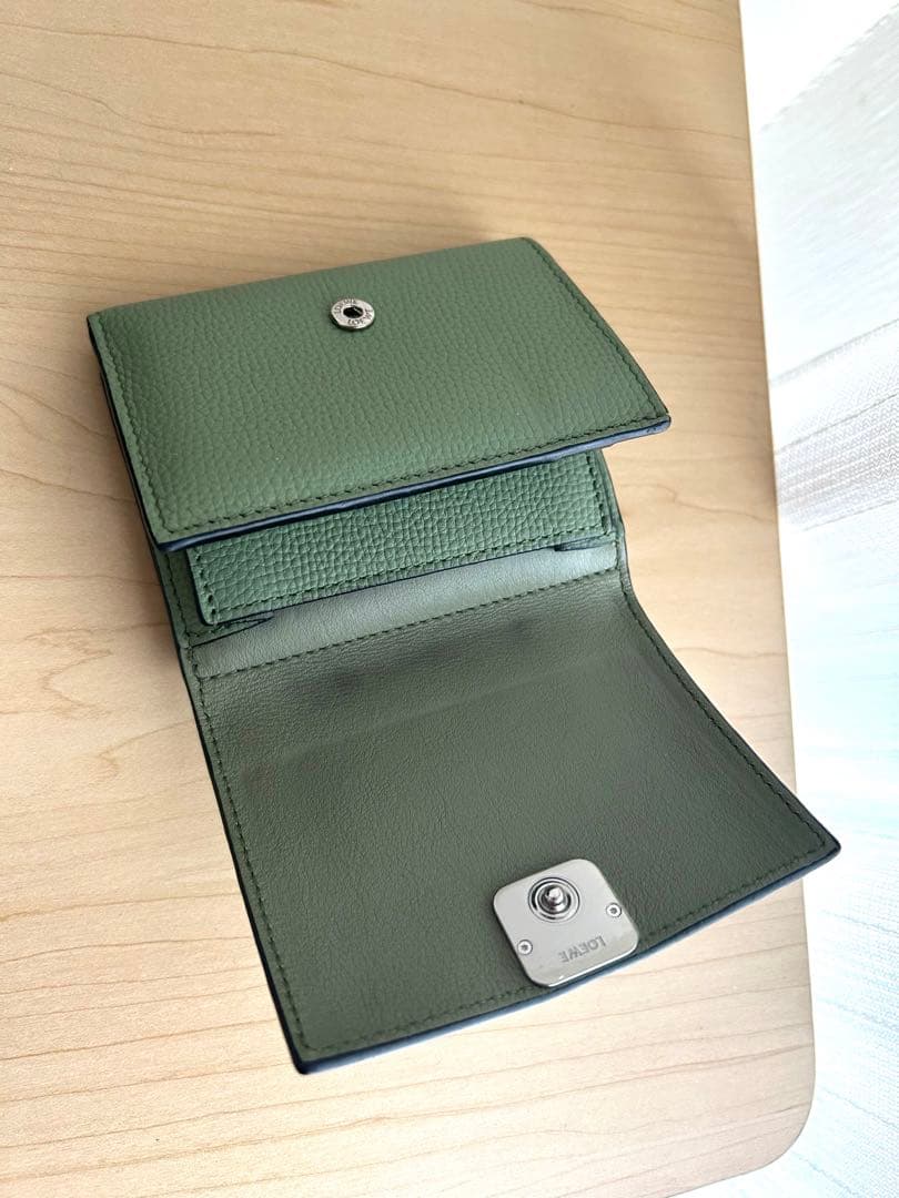 LOEWE 三つ折り財布　グリーン