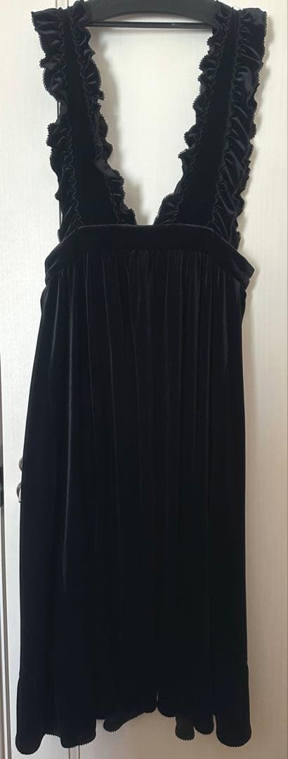 スノーベロアジャンパースカート　前開き　ロングスカート 黒　クロ