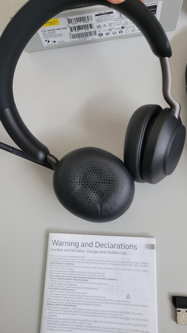 Jabra Evolve2 65 ワイヤレスヘッドホン
