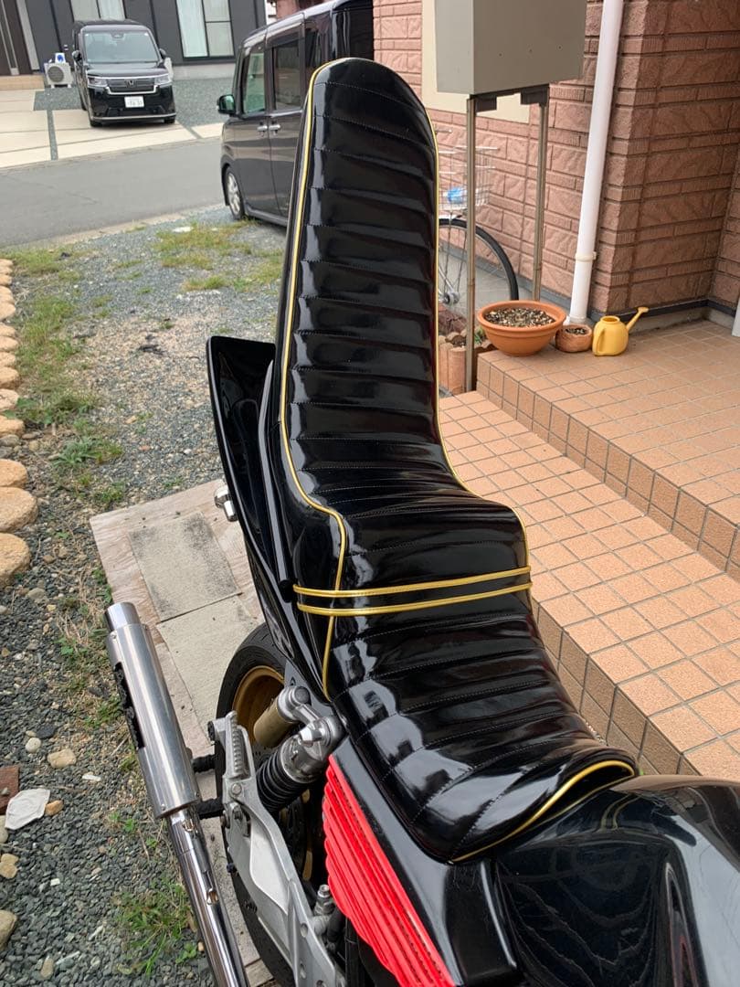 cb400sf nc39三段シート黒金