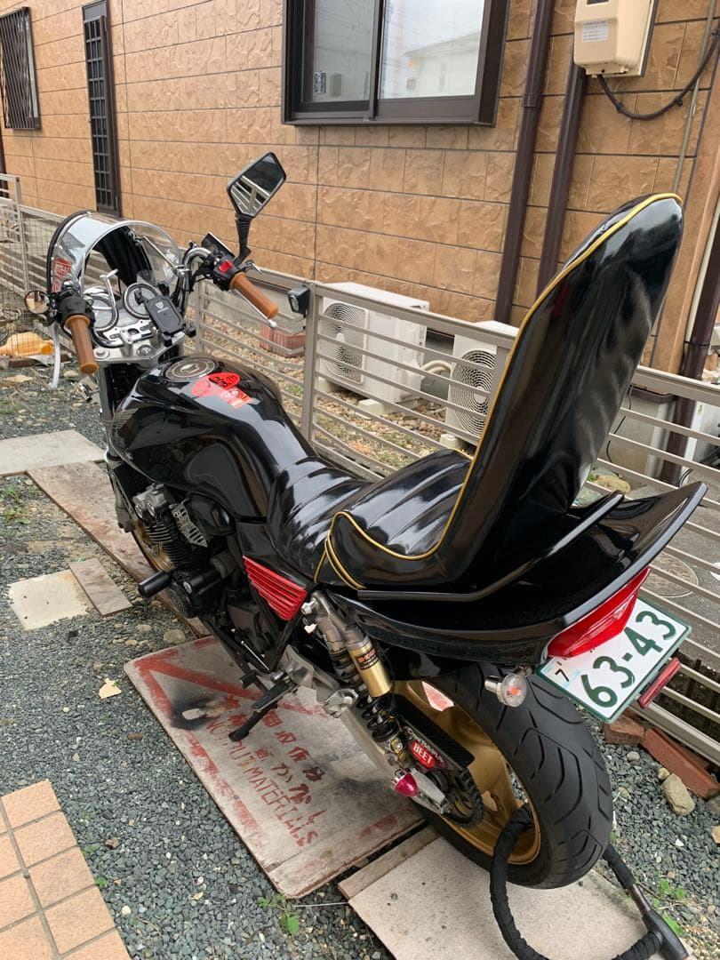 cb400sf nc39三段シート黒金