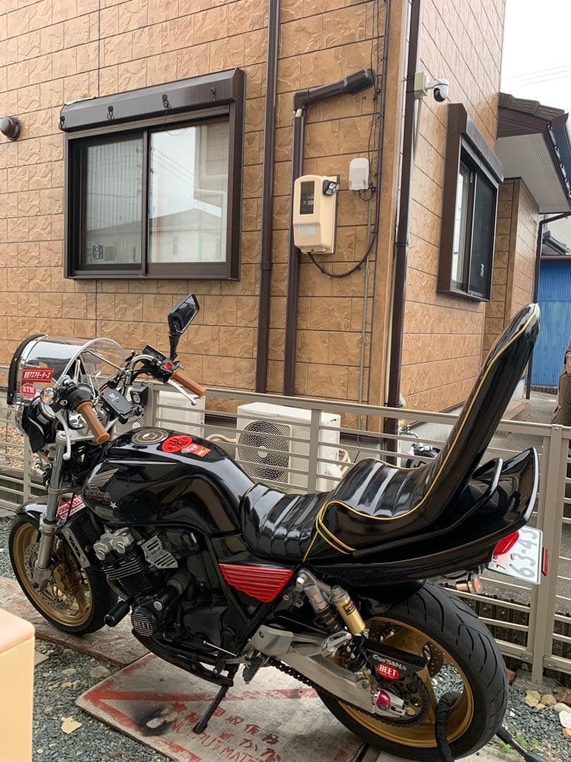 cb400sf nc39三段シート黒金