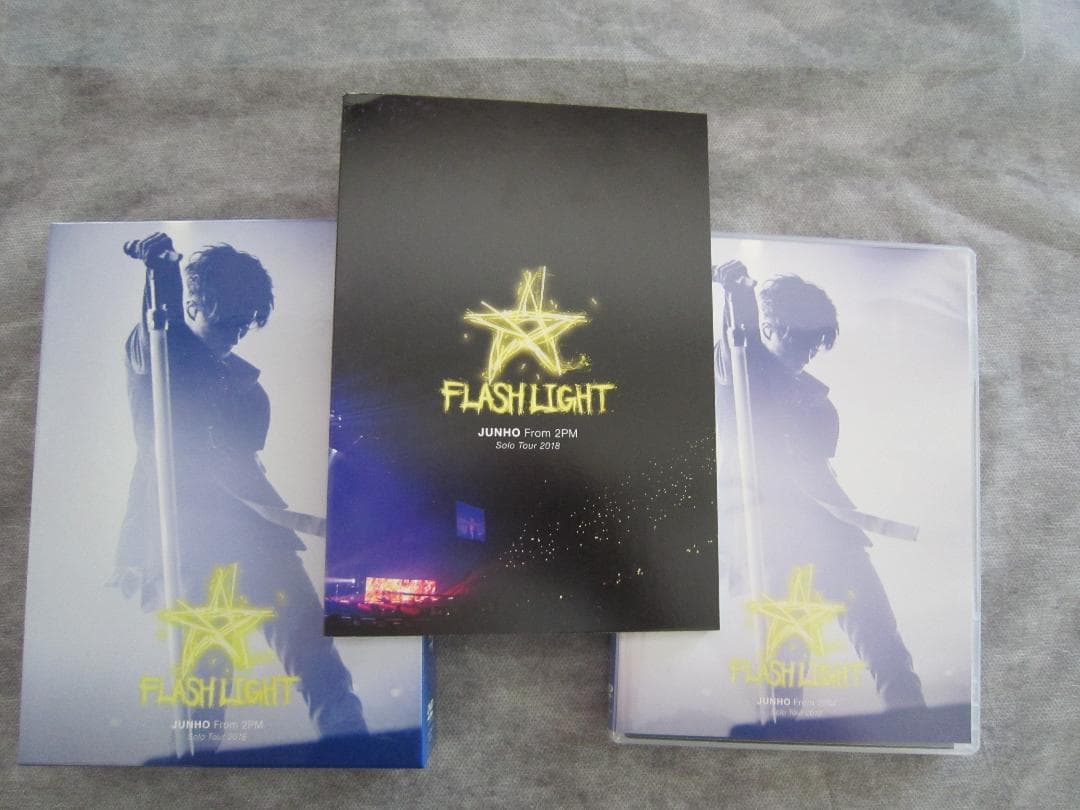 [h**] ジュノ FLASHLIGHT DVD & アクスタ & 紙幣