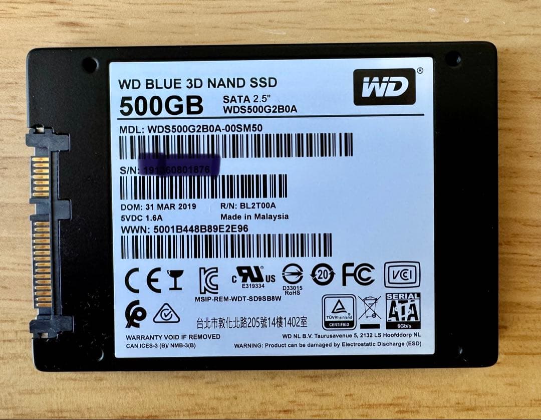 WD Blue SATA SSD 500GB(WDS500G2B0A)箱付き
