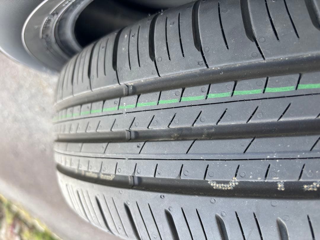 ダンロップ　エナセーブ　185/65R 15
