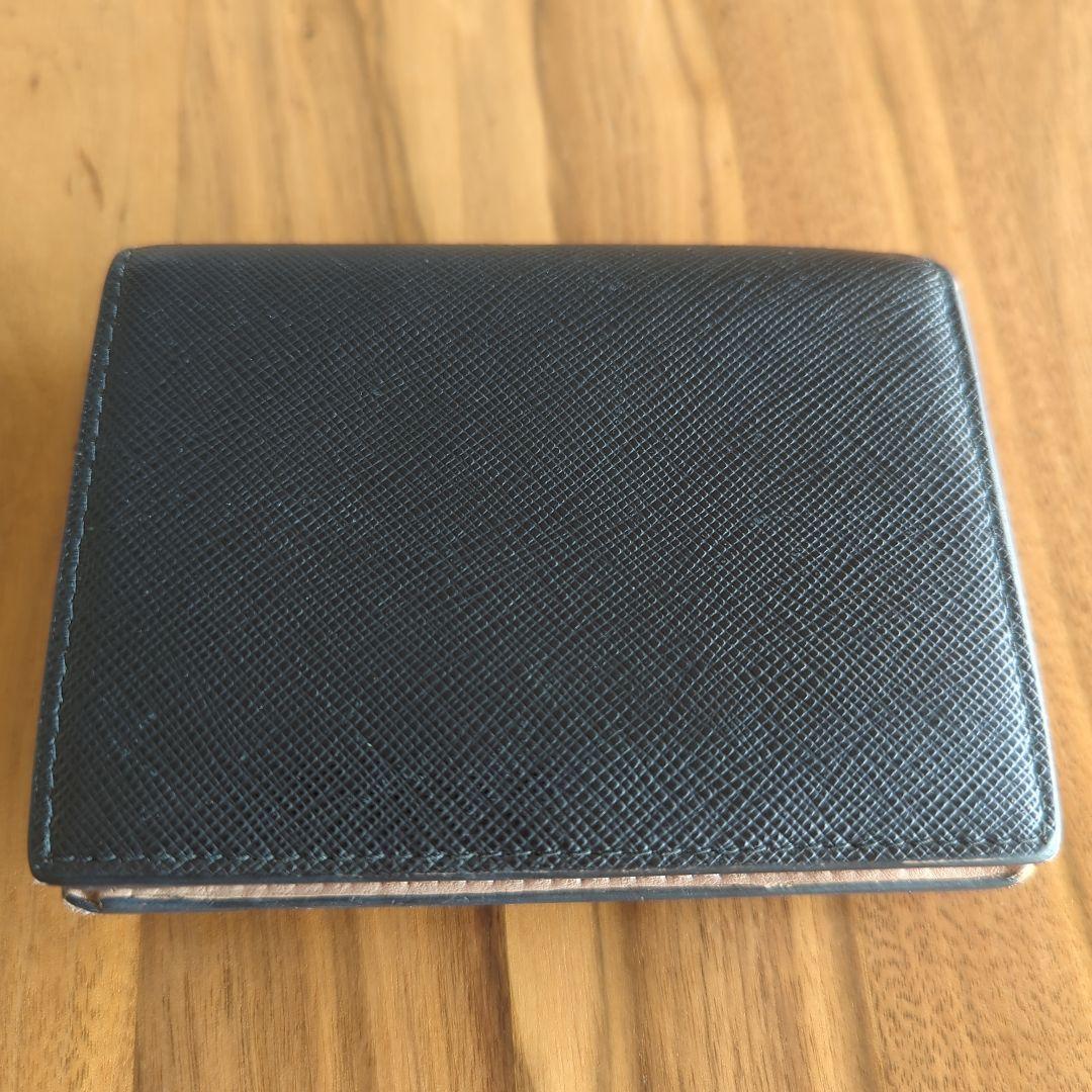 PRADA ブラック 二つ折り財布 リボンモチーフ