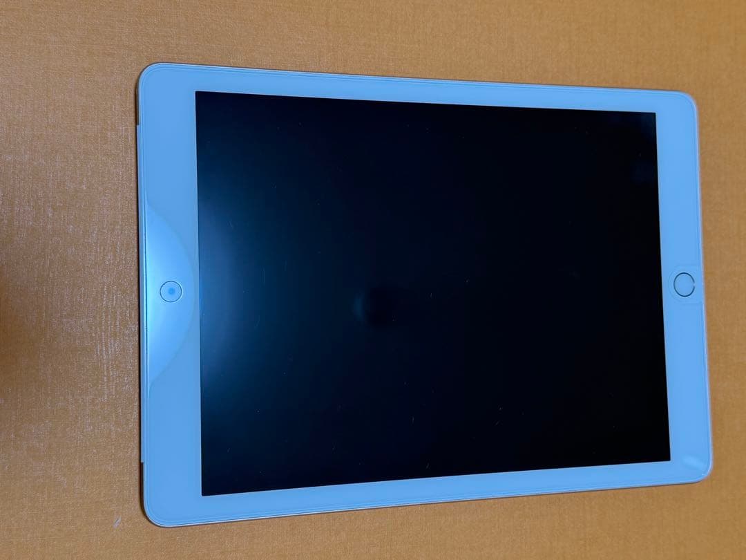 iPad 第6世代 32GB Wi-Fi ゴールド 動作良好