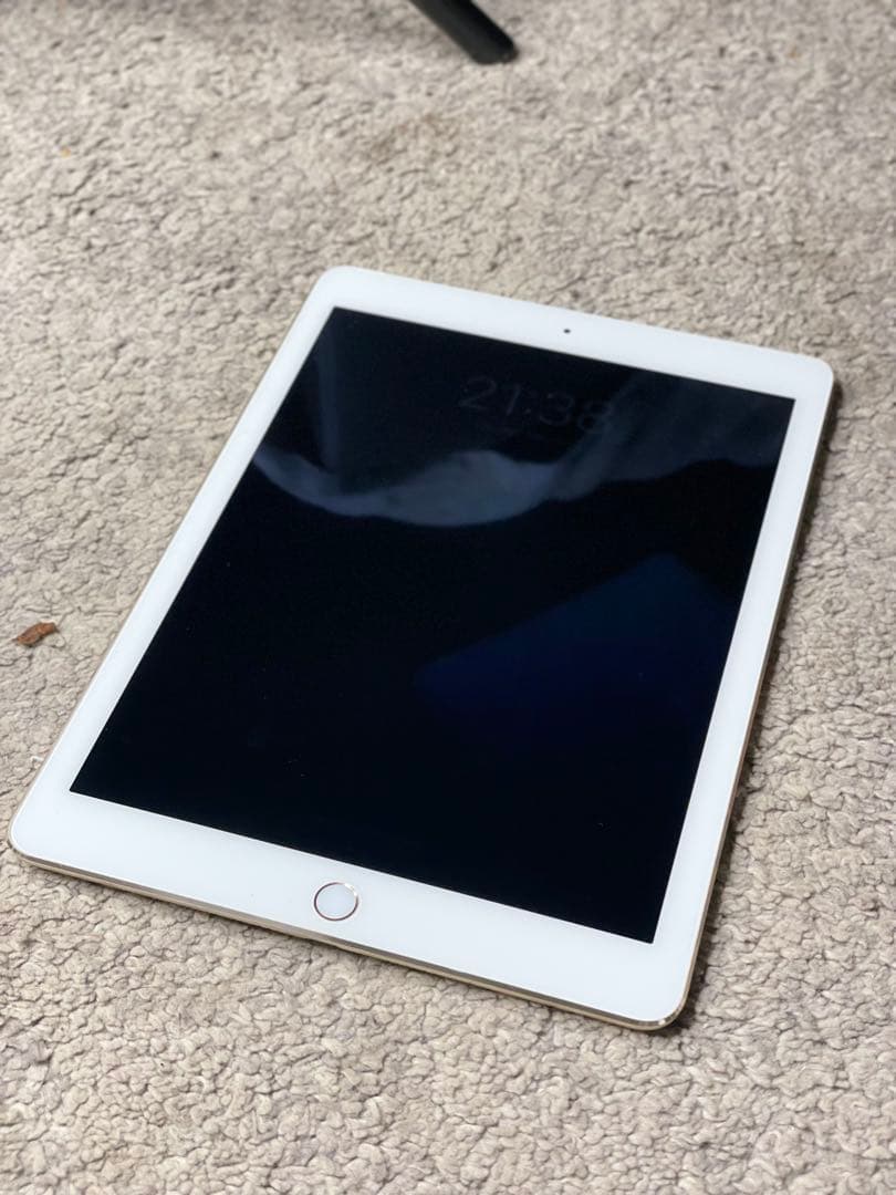 iPad Air 2（64GB / Wi-Fiモデル）