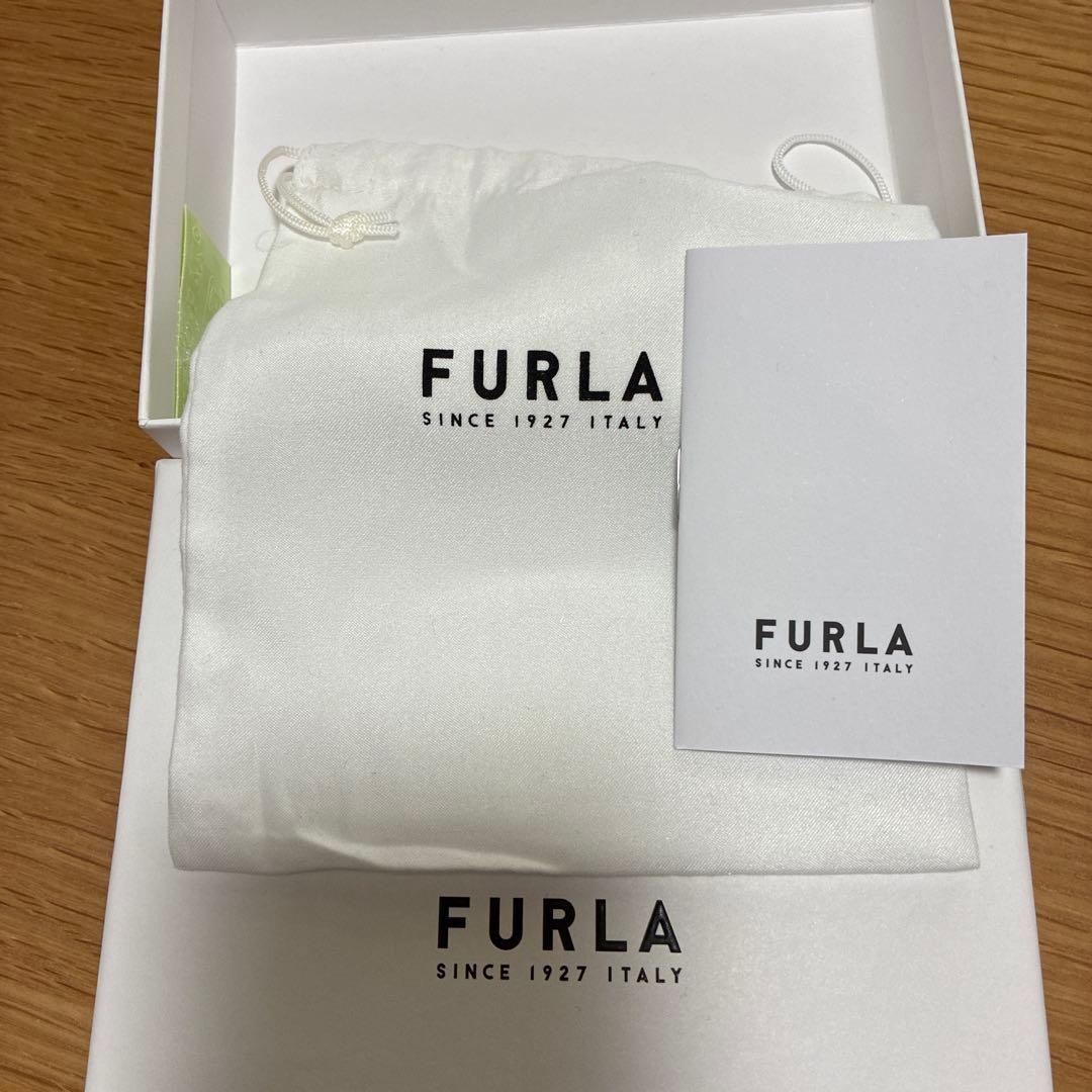 FURLA グリーン 三つ折り財布