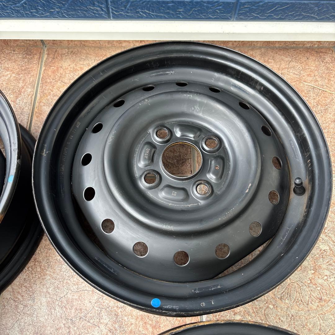 送料込み　14インチスチールホイール 4本セット 14x4.5J PCD100