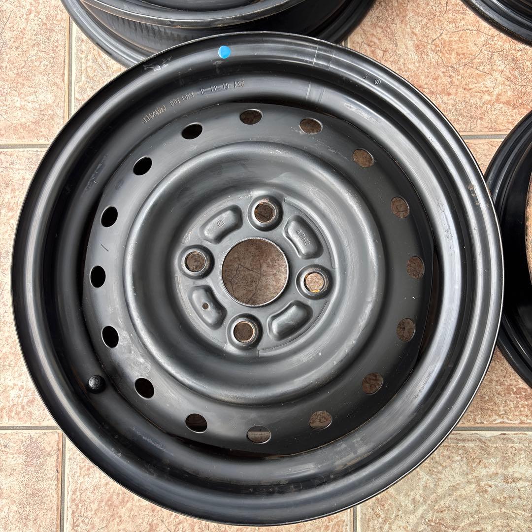 送料込み　14インチスチールホイール 4本セット 14x4.5J PCD100