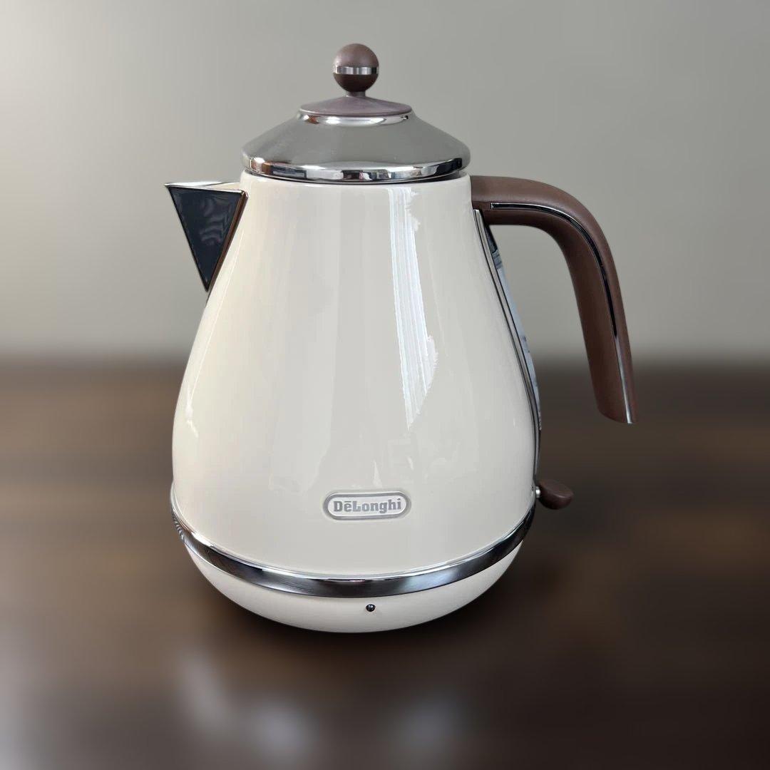 新品未使用デロンギ アイコナicona・ヴィンテージ ベージュ電気ケトル