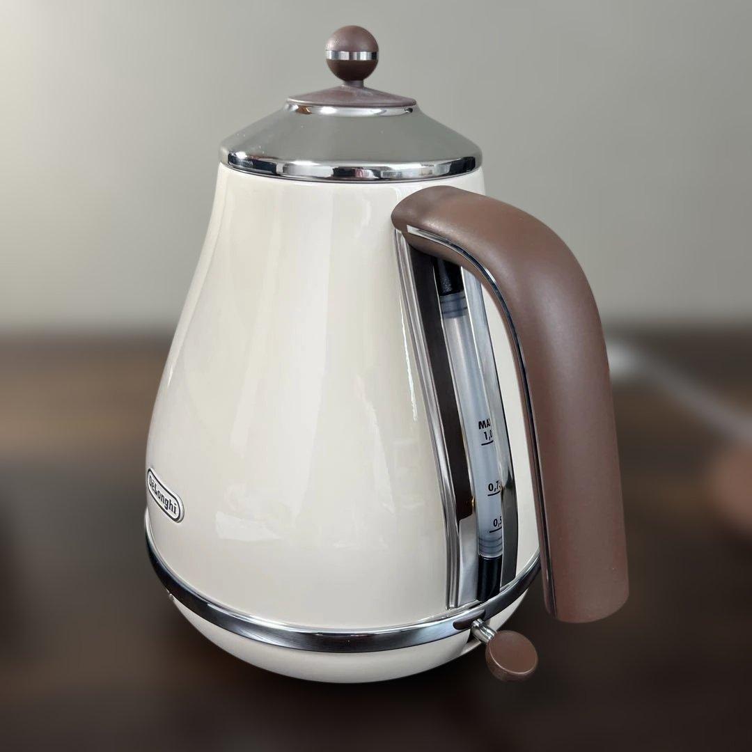 新品未使用デロンギ アイコナicona・ヴィンテージ ベージュ電気ケトル