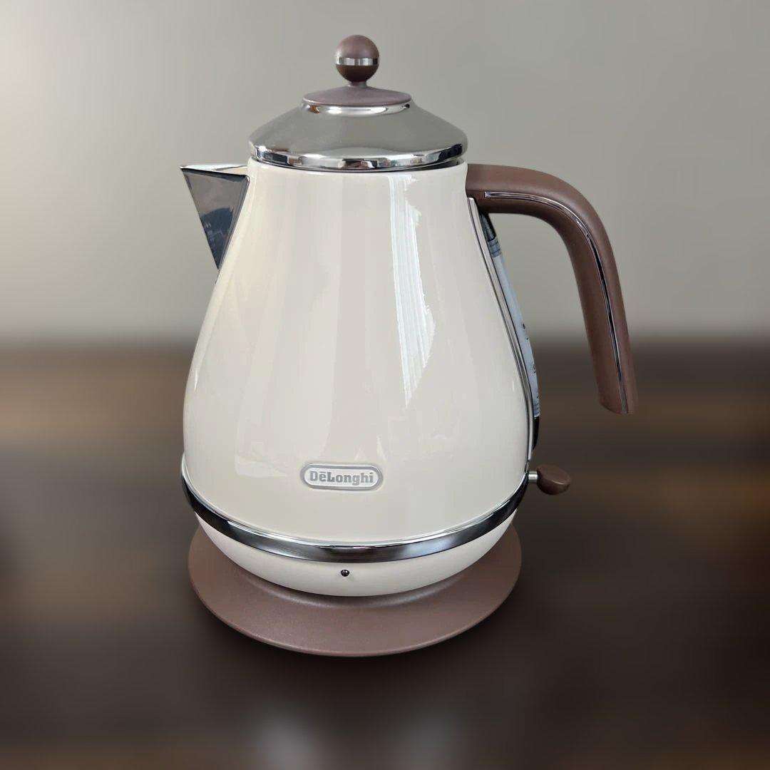 新品未使用デロンギ アイコナicona・ヴィンテージ ベージュ電気ケトル
