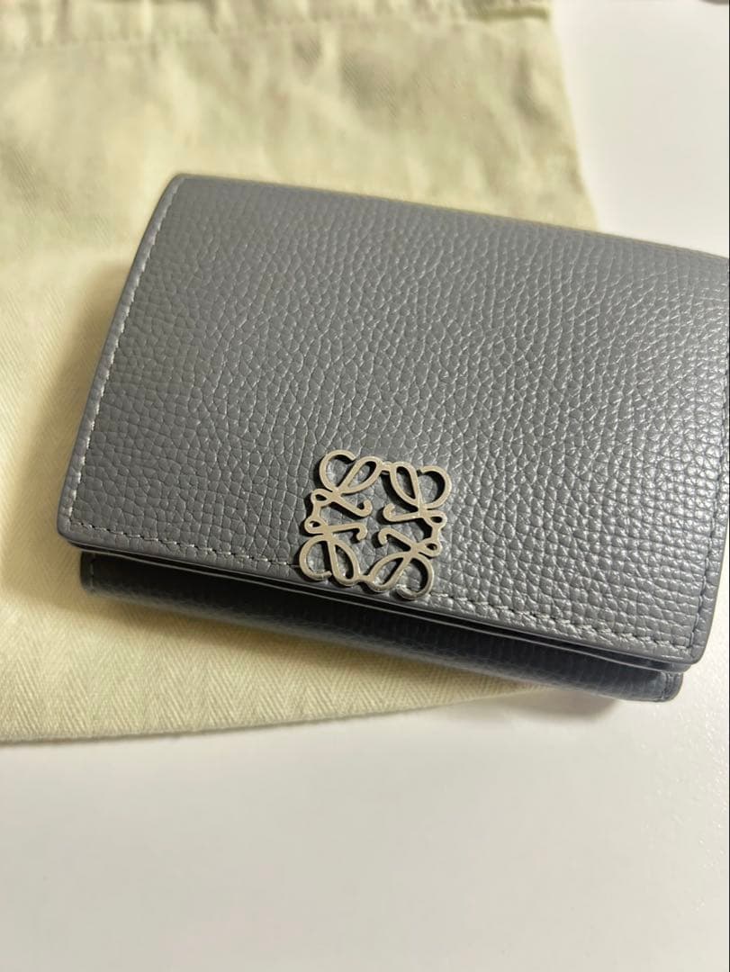 LOEWE ロエベ アナグラム 三つ折り財布 トライフォールド グレー