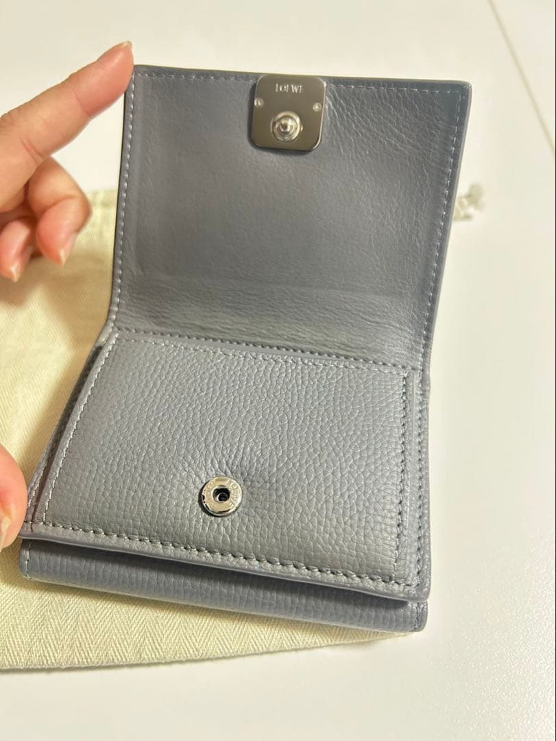 LOEWE ロエベ アナグラム 三つ折り財布 トライフォールド グレー