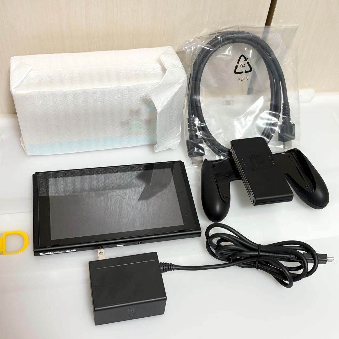 【Joy-Con無し】Nintendo Switch あつまれどうぶつの森セット