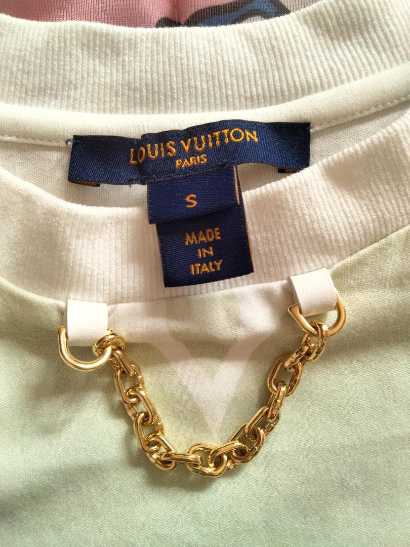 ヴィトンフリルＴシャツ