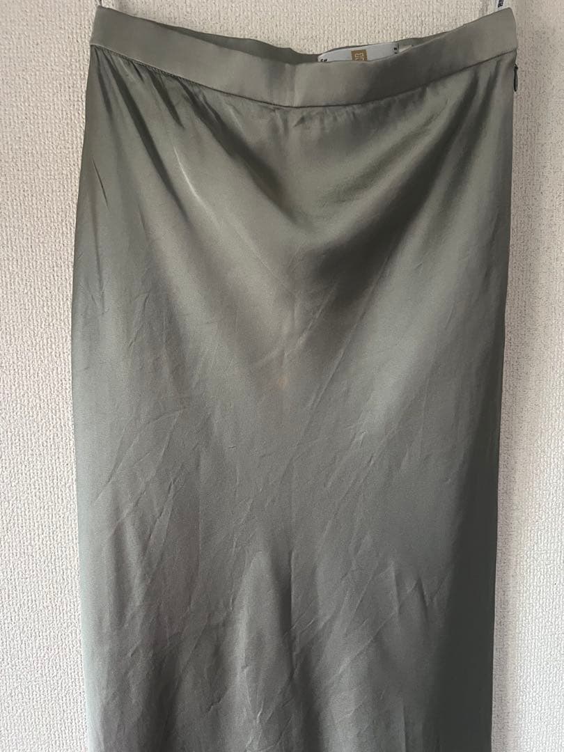 GIVENCHY/ジバンシー/シルバー サテン ロングスカート 約90cm