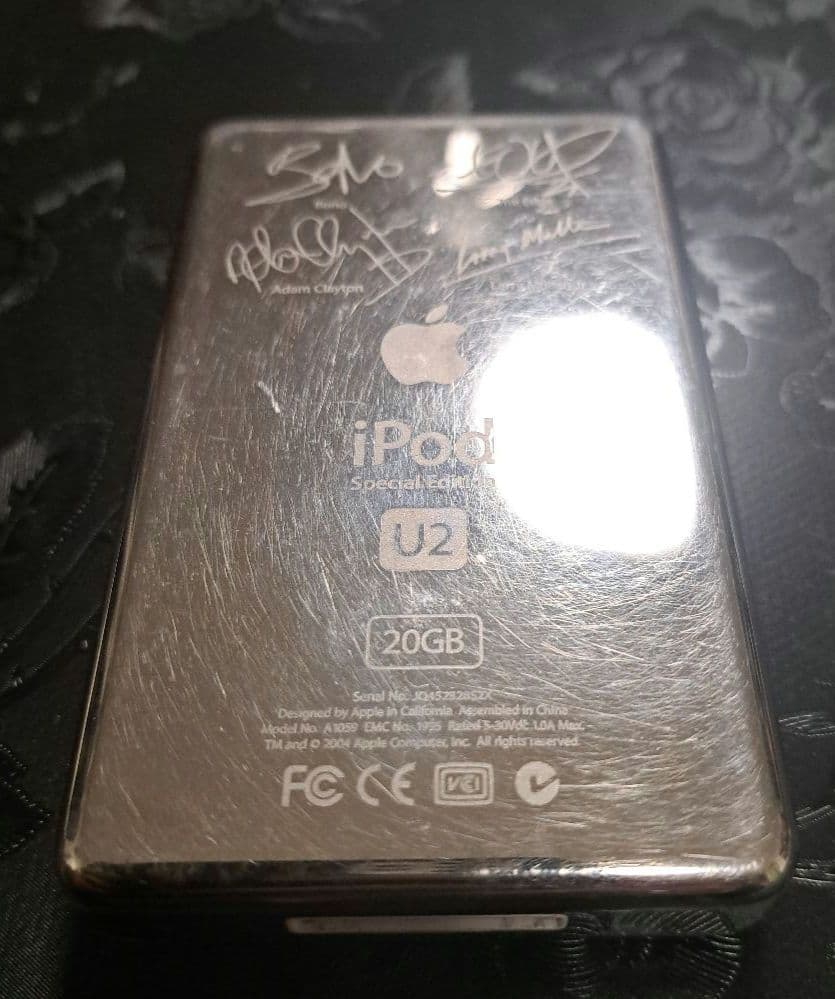 ジャンク Apple iPod Special Edition U2