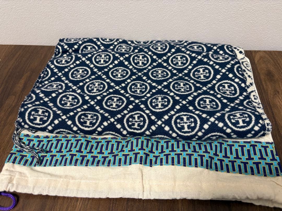 【新品】トリーバーチ　スカーフ