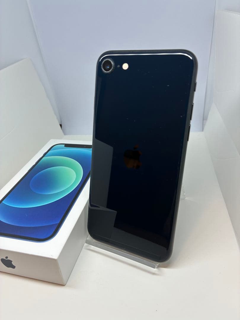 【超美品】iPhone SE3 128　ブラック　SIMフリー　新品バッテリー