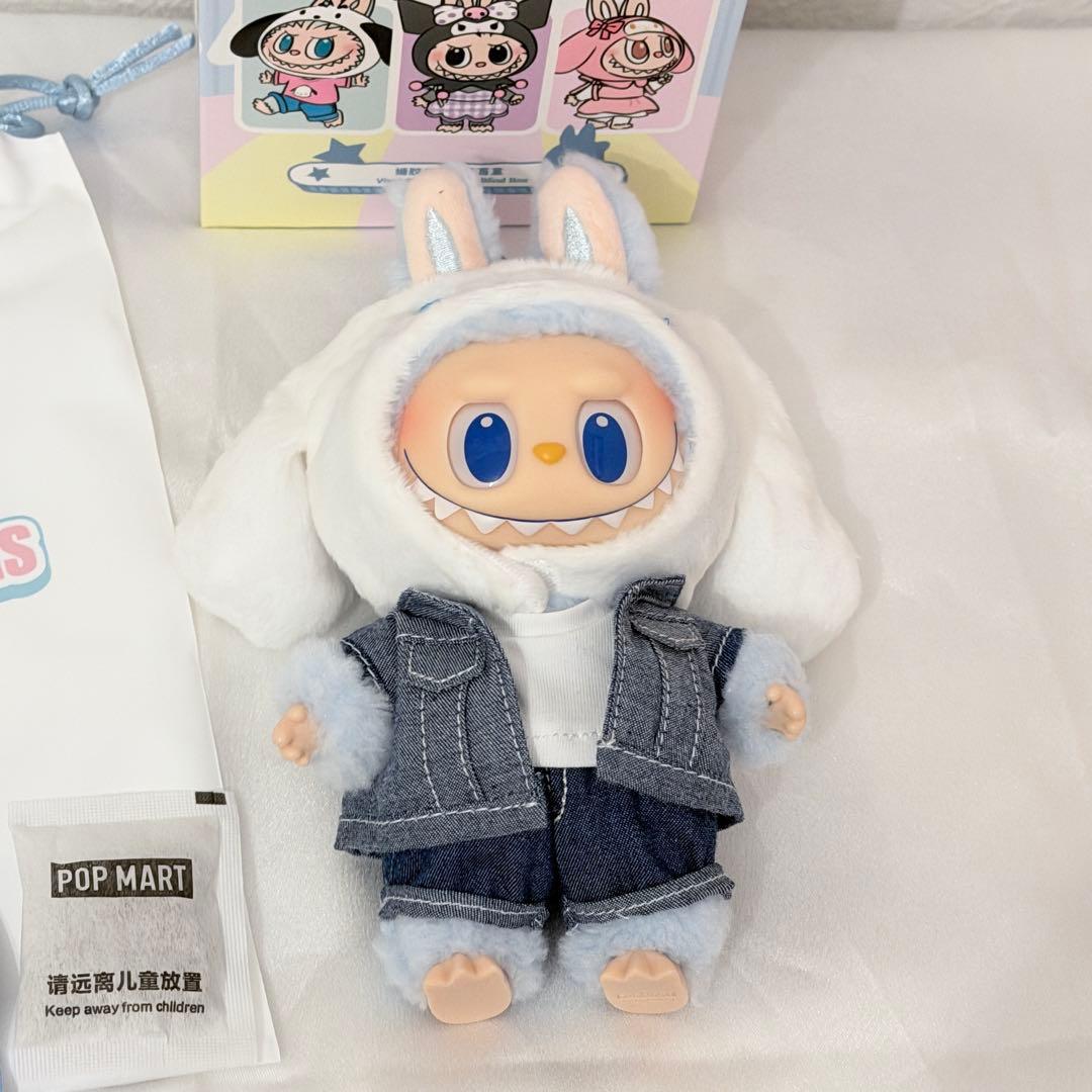 ラブブ　サンリオ　シナモロール　THE MONSTERS ぬいぐるみペンダント