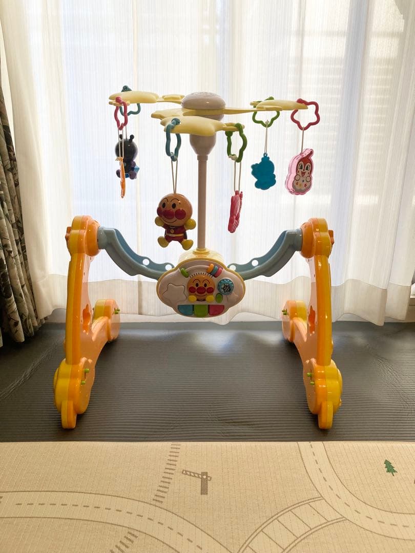美品　アンパンマン 8WAY ウォーカーまでへんしん! よくばりメリー
