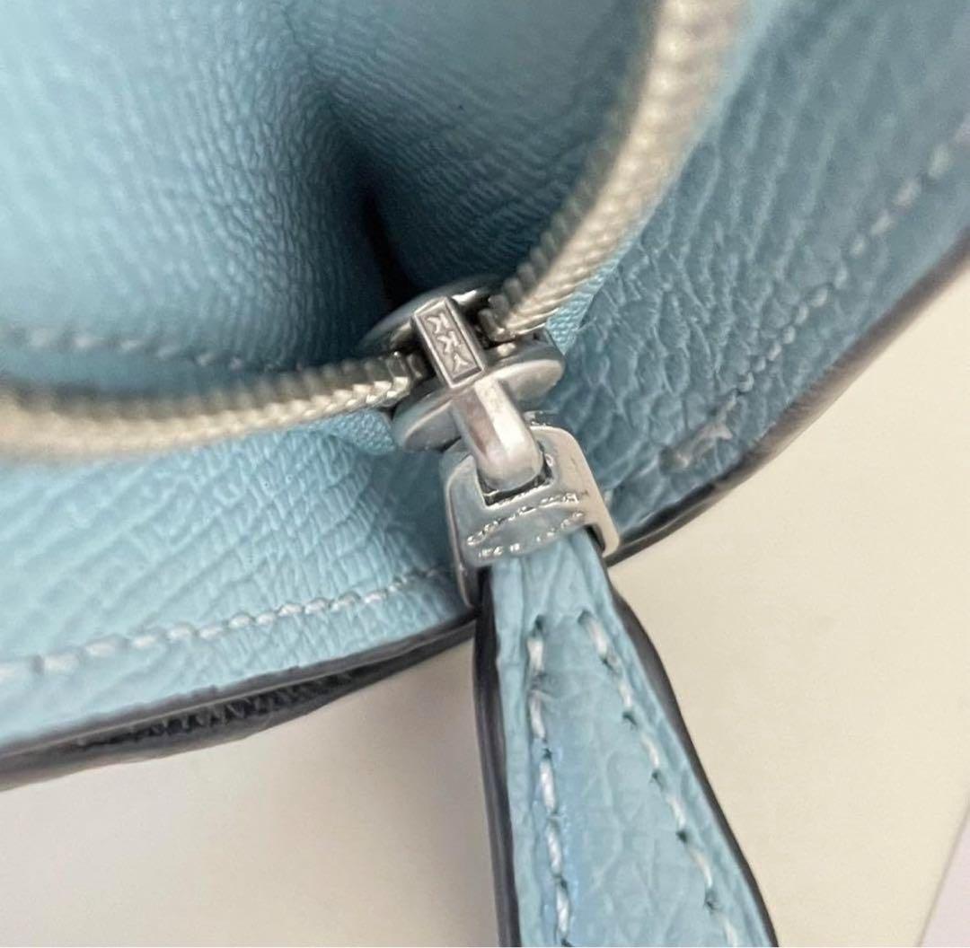 【新品未使用】COACH 二つ折り財布