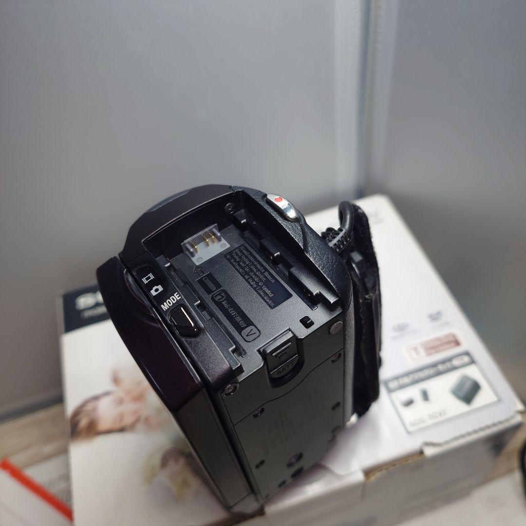 SONY HDR-CX560V ハンディカム　ビデオカメラ