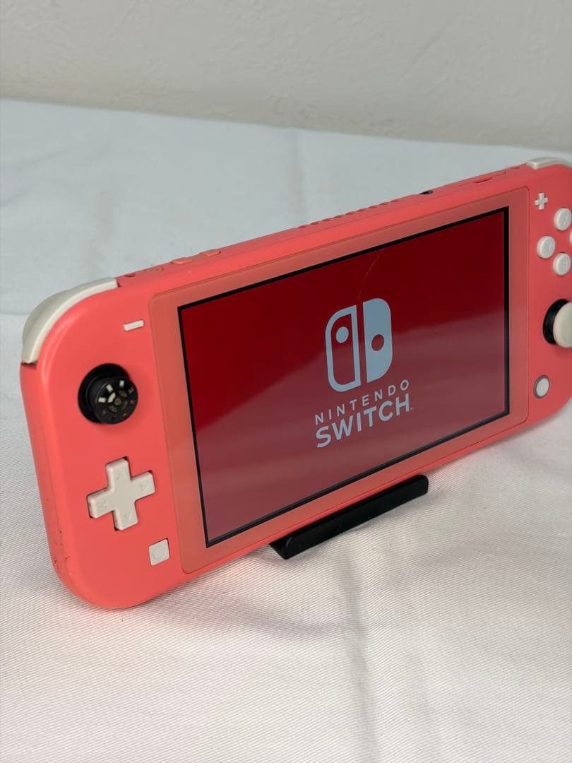 箱付き Nintendo Switch Lite コーラルピンク