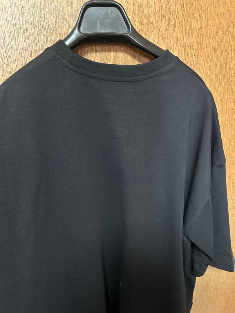 お値下げ！SACRA サクラ　新作　五分丈袖Tシャツ　黒