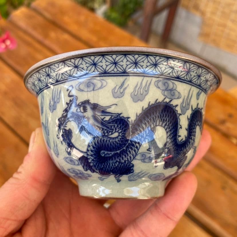 青花九龍紋蓋碗 中国茶器 景徳镇 蓋付き茶器 飲茶食器 煎茶具 未使用品