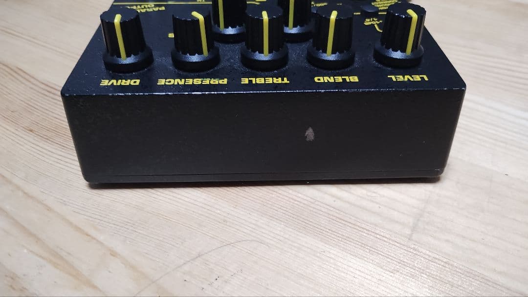 ベース TECH 21 NYC SansAmp Bass D DI v2