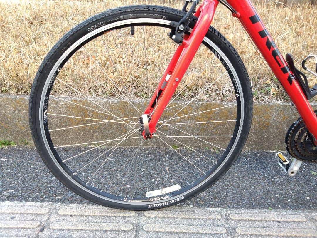 TREK　トレック　7.2 FX 　神奈川　引取限定　クロスバイク　チェーン新品