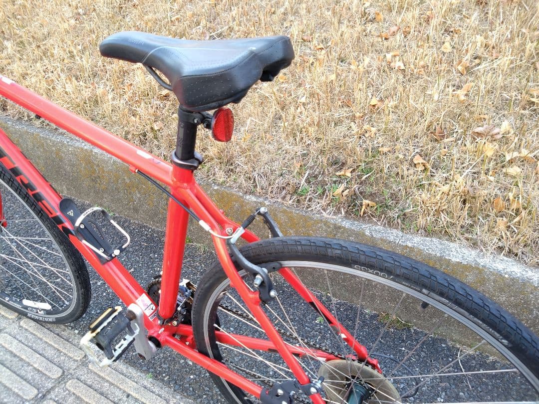 TREK　トレック　7.2 FX 　神奈川　引取限定　クロスバイク　チェーン新品