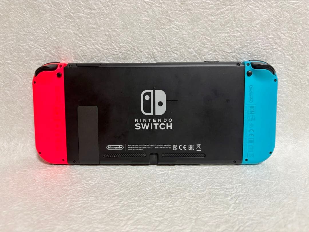 Nintendo Switch、ソフト2本、周辺機器など