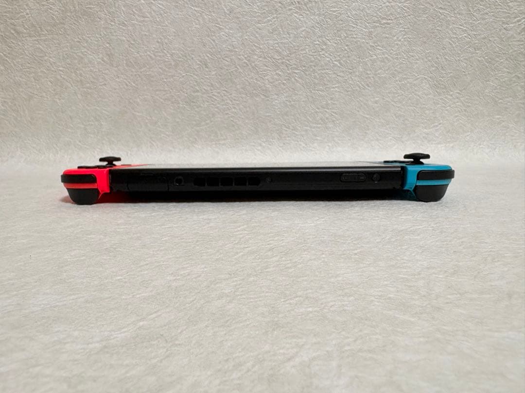 Nintendo Switch、ソフト2本、周辺機器など