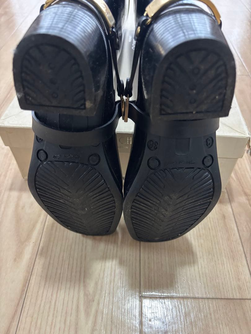 超美品JIMMY CHOO ブラック長靴 ストラップ付き