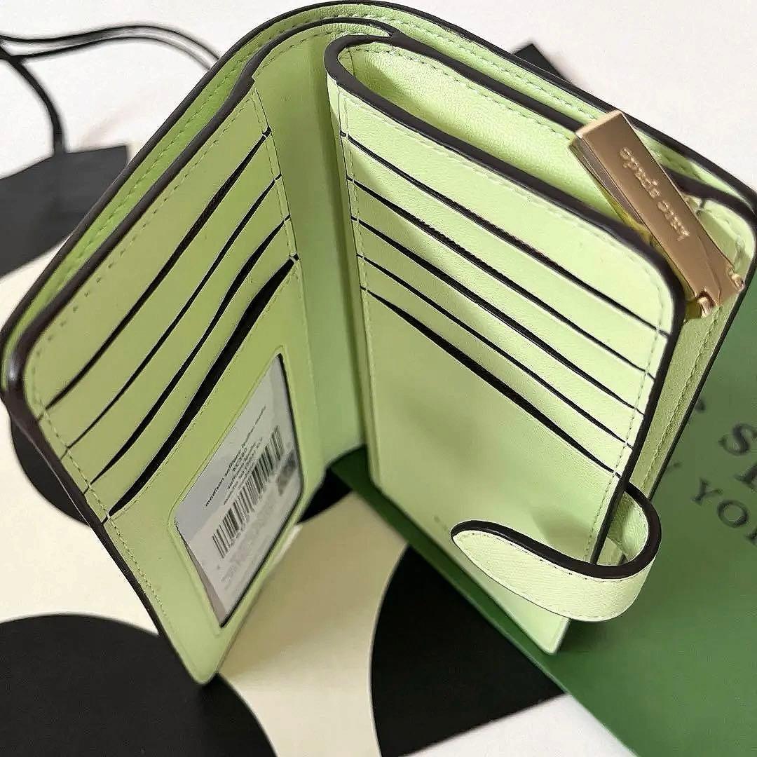 ケイトスペード☆新品☆ サフィアノレザー ミディアム折り財布/薄緑 グリーン