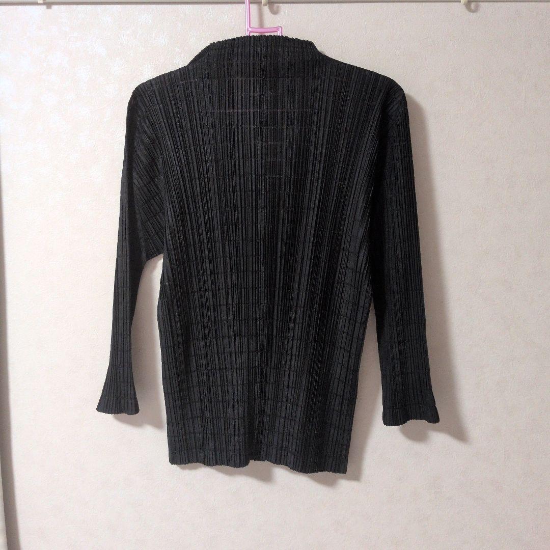 美品　プリーツプリーズ　黒　長袖カーディガン