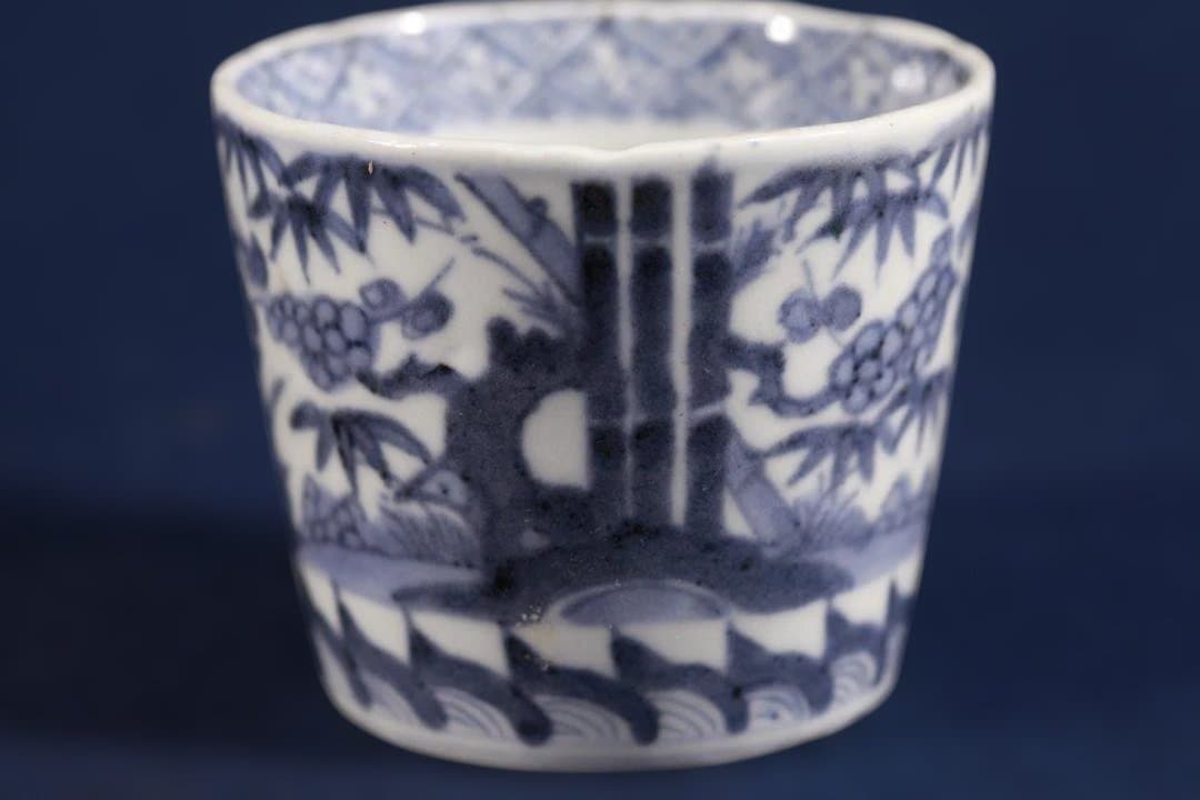 578　古伊万里大振染付松竹梅図蕎麦猪口　無傷　幕末