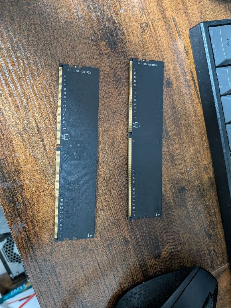Team デスクトップ用メモリ 8GB 2枚 合計 16GB DDR4 動作品