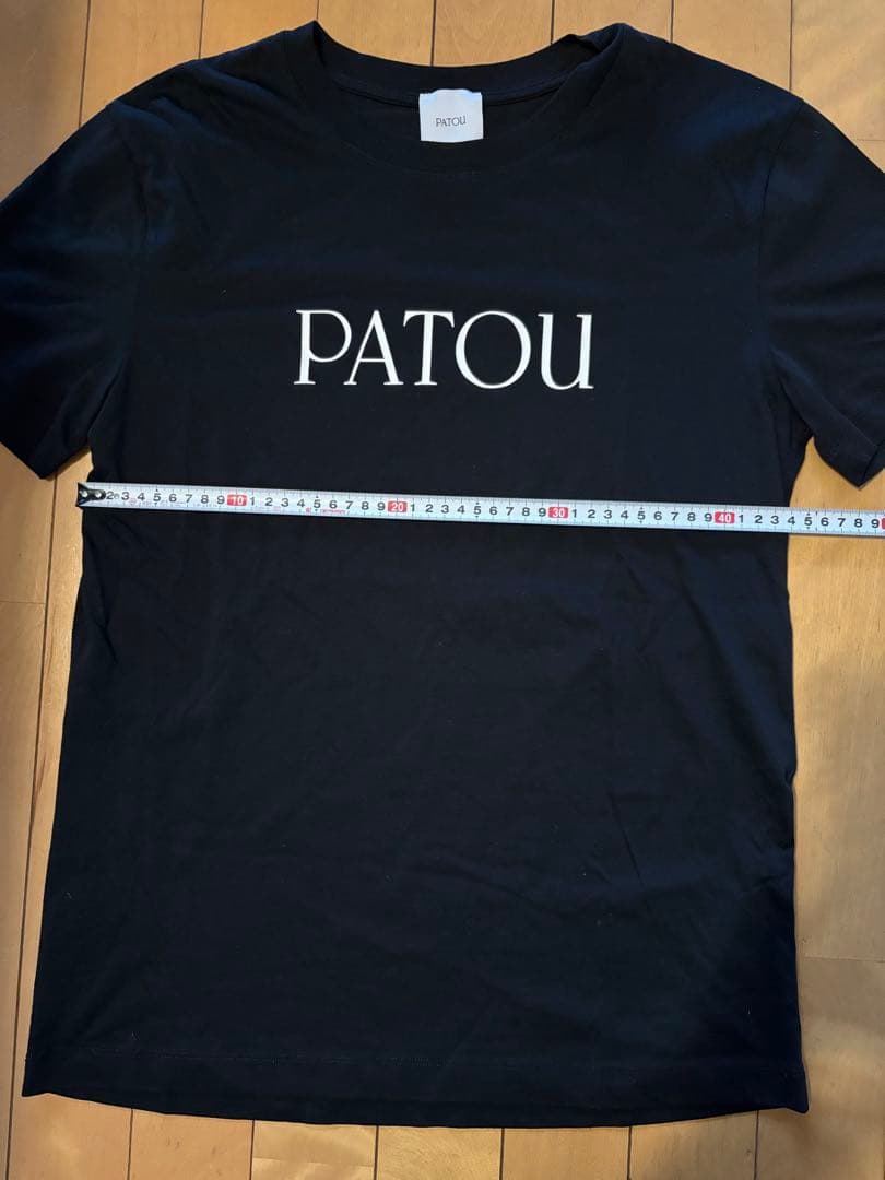 PATOU ブラック Tシャツ