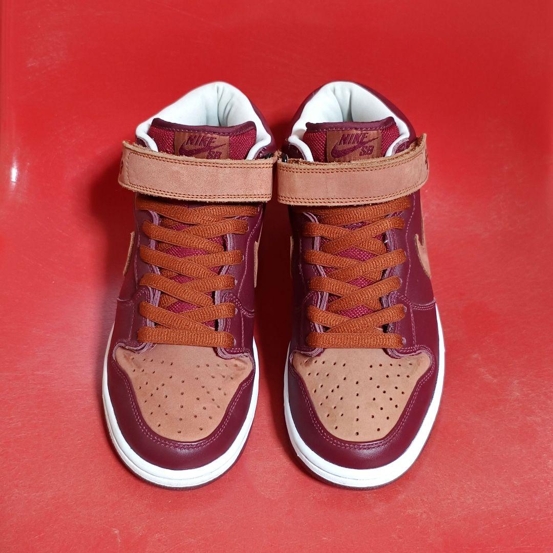 【極美品】ナイキSB ダンクミッド プロ エスビー EMB 314383-621