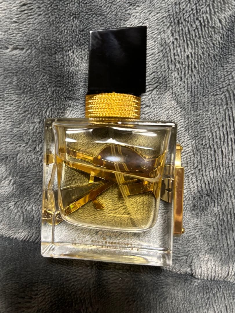 イヴ・サンローラン YSL リブレ オーデパルファム フローラル 30ml 香水