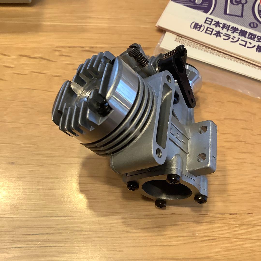 O.S. MAX 10 FP エンジン FPシリーズ 新品　未使用　動作未確認